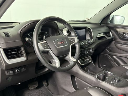 Used 2023 GMC Terrain SLT w/ Infotainment Package II AWD/4WD image 3