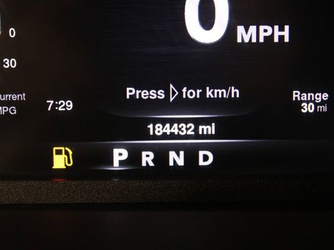 Used 2016 RAM 2500 Laramie AWD/4WD image 11