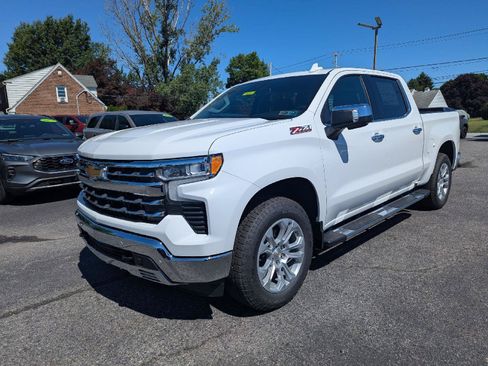 New 2026 Chevrolet Silverado 1500 LTZ w/ LTZ Premium Package AWD/4WD image 6