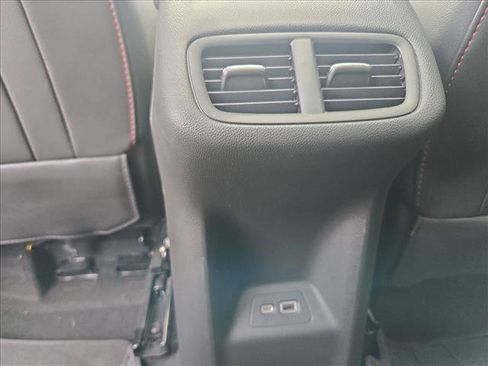 Used 2023 Buick Envision Essence w/ Sport Touring Package FWD image 17