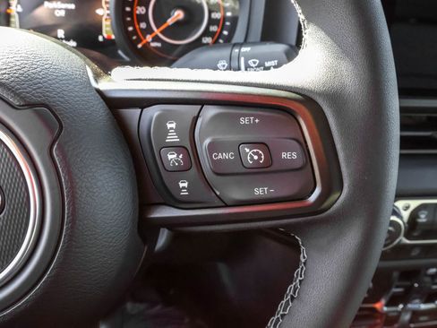 New 2026 Jeep Gladiator Mojave image 28