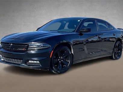 Used 2016 Dodge Charger SXT w/ Navigation & Travel Group