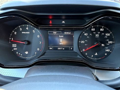 Used 2025 Chevrolet Trax LS image 20