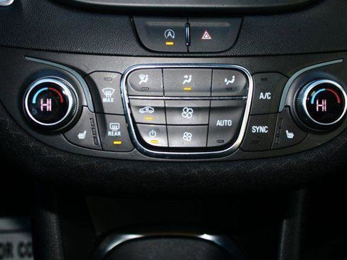 Used 2025 Chevrolet Malibu LT image 21