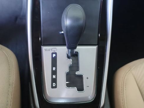 Used 2013 Hyundai Elantra GLS w/ Preferred Pkg FWD image 25