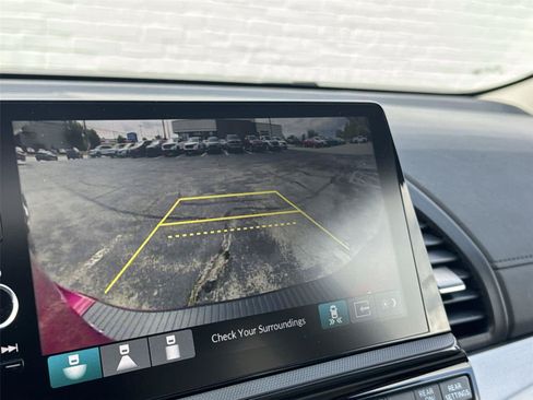 Used 2026 Honda Odyssey Touring image 24
