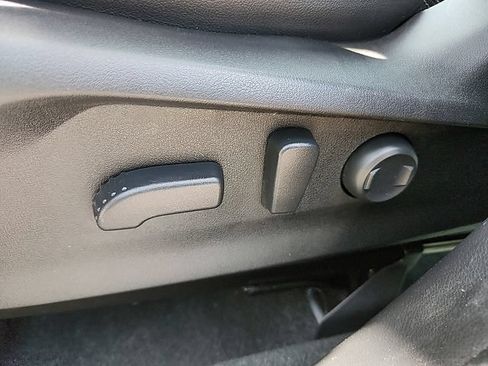 Certified 2023 Subaru Forester Touring AWD/4WD image 15