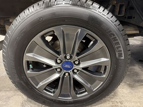 Used 2018 Ford F150 XLT w/ Equipment Group 302A Luxury image 22