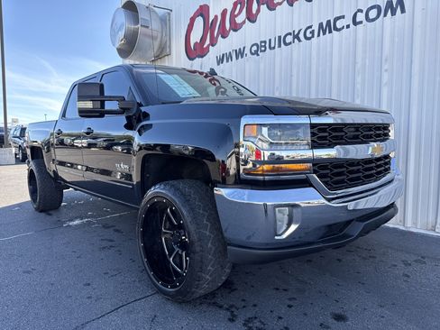 Used 2018 Chevrolet Silverado 1500 LT w/ Texas Edition image 25