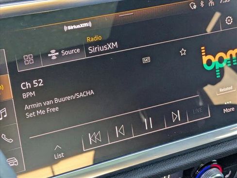 Certified 2025 Audi Q3 2.0T Premium w/ Convenience Package image 13