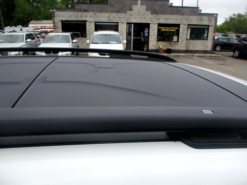 Used 2015 Jeep Renegade Latitude w/ Cold Weather Group II image 7