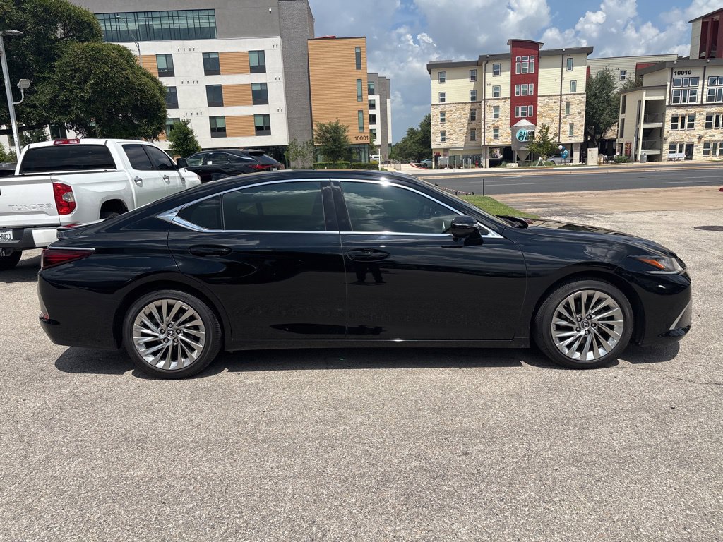 Certified 2026 Lexus RZ 350e 2WD w/ Convenience Package image 6