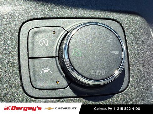 Used 2023 Chevrolet Traverse LT w/ LPO, Floor Liner Package AWD/4WD image 25
