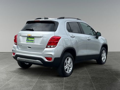 Used 2022 Chevrolet Trax LT w/ Driver Confidence Package image 7