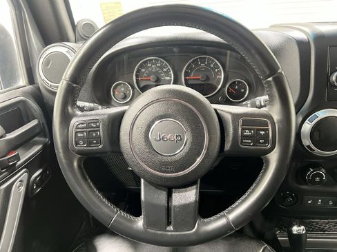 Used 2013 Jeep Wrangler Sahara w/ Connectivity Group image 14