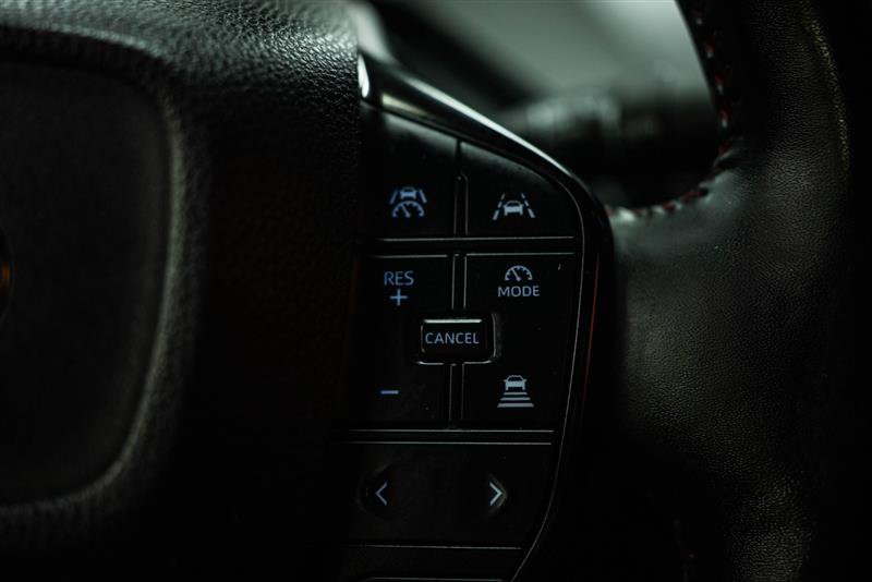 Used 2024 Toyota Prius Prime FWD image 18