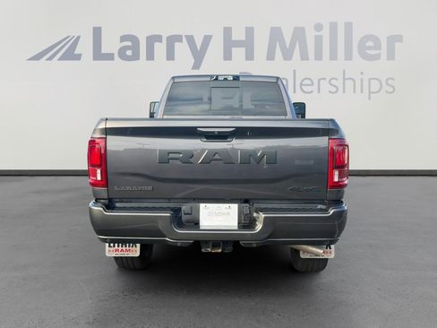 Used 2025 RAM 2500 Laramie w/ Night Edition AWD/4WD image 5
