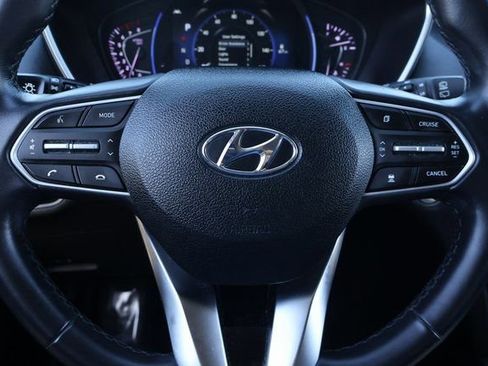 Used 2019 Hyundai Santa Fe SEL image 19