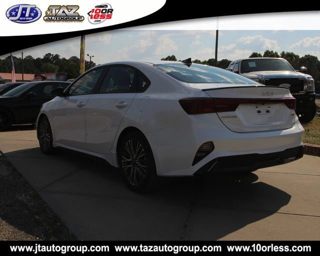 Used 2023 Kia Forte GT-Line w/ GT-Line Premium Package FWD image 5