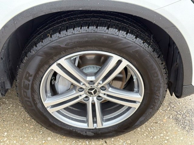 Used 2022 Mercedes-Benz GLC 300 image 10