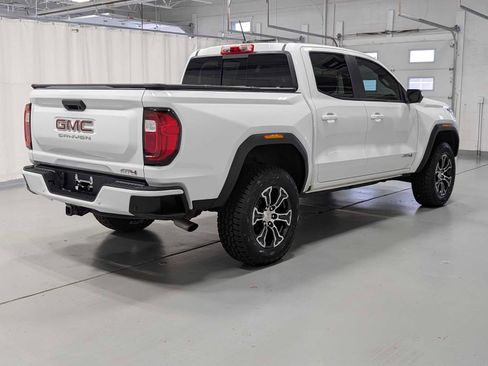 Used 2024 GMC Canyon AT4 w/ AT4 Premium Package image 7