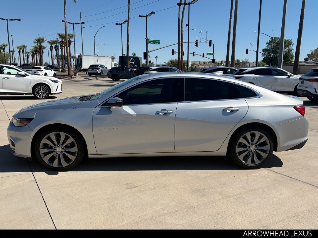 Used 2016 Chevrolet Malibu Premier w/ Driver Confidence Package II FWD image 3