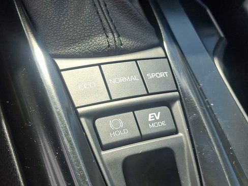 Used 2025 Toyota Camry LE image 26