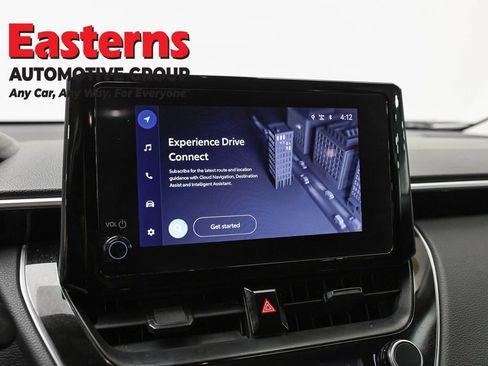 Used 2025 Toyota Corolla Cross LE FWD image 18
