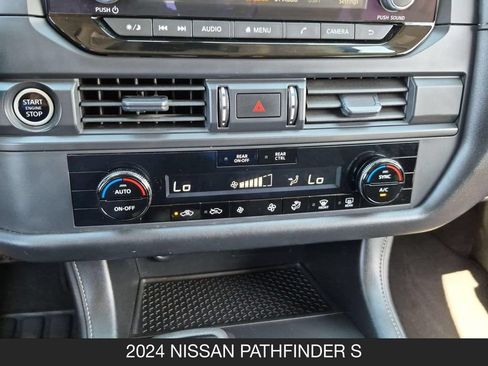 Used 2024 Nissan Pathfinder S FWD image 22