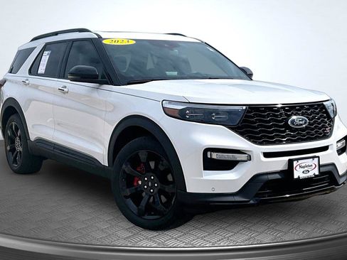 Used 2023 Ford Explorer ST w/ Equipment Group 401A AWD/4WD image 13
