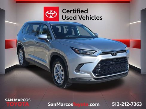 Certified 2025 Toyota Grand Highlander FWD image 3