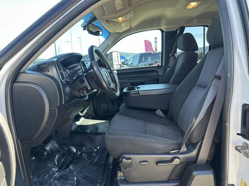 Used 2013 Chevrolet Silverado 2500 LT w/ Suspension Package, Off-Road image 43