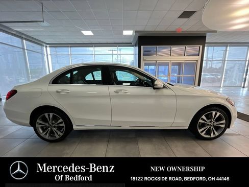 Used 2019 Mercedes-Benz C 300 4MATIC Sedan image 8