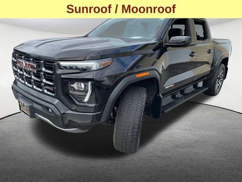 Used 2023 GMC Canyon AT4 w/ AT4 Premium Package image 5