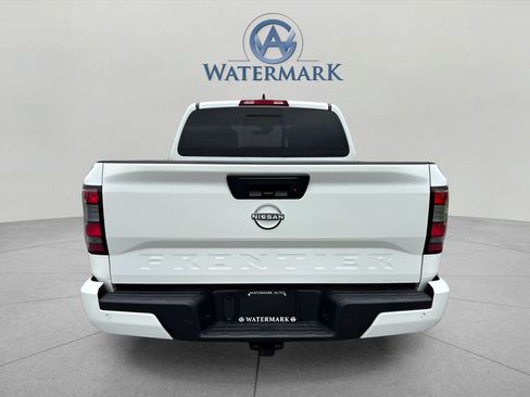 Certified 2025 Nissan Frontier SV w/ SV Convenience Package RWD image 4