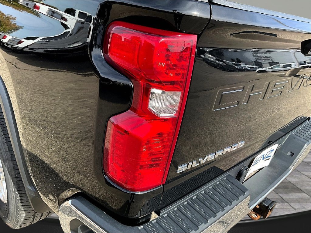 Used 2020 Chevrolet Silverado 2500 LT w/ Convenience Package AWD/4WD image 26