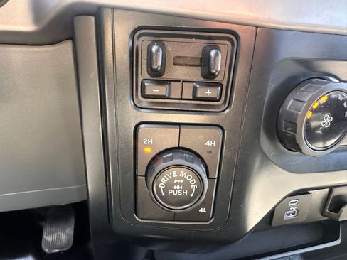 Used 2023 Ford F150 XL w/ Trailer Tow Package image 14