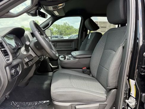 New 2025 RAM 2500 Tradesman image 15