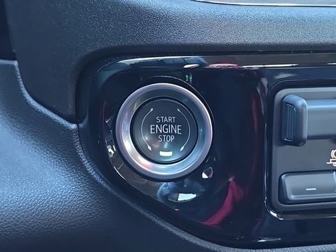 Certified 2025 Chevrolet Silverado 1500 LTZ w/ LTZ Premium Package image 17