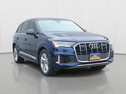 Used 2024 Audi Q7 3.0T Prestige AWD/4WD image 3