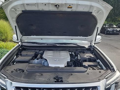 Certified 2023 Lexus GX 460 Luxury w/ Sport Design Package AWD/4WD image 29