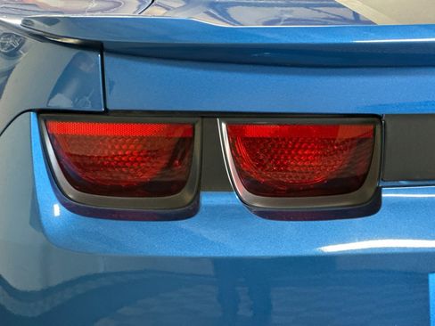 Used 2013 Chevrolet Camaro LT w/ Hot Wheels Special Edition image 45