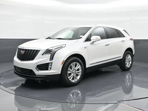 Used 2024 Cadillac XT5 Luxury FWD image 1