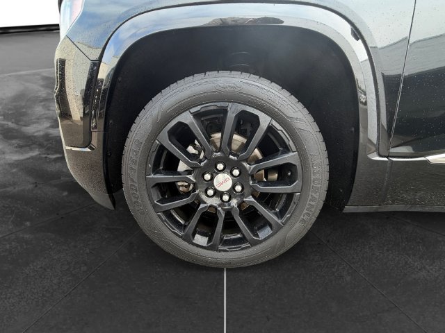 Used 2020 GMC Acadia Denali w/ Technology Package AWD/4WD image 9