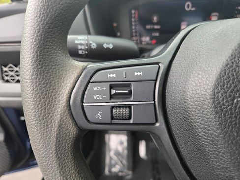 Certified 2023 Honda Accord EX image 24