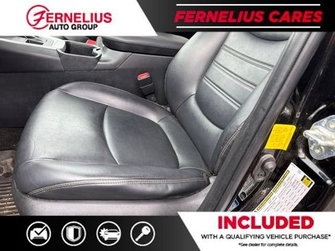 Used 2022 Toyota RAV4 XLE Premium AWD/4WD image 9