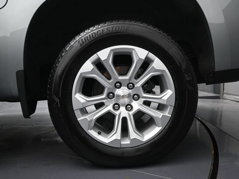 Certified 2025 Chevrolet Silverado 1500 LTZ AWD/4WD image 14