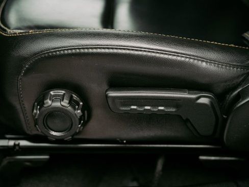 Used 2021 Jeep Gladiator Overland image 18