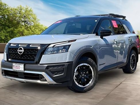 Certified 2024 Nissan Pathfinder Rock Creek AWD/4WD image 3