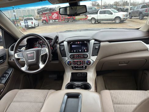 Used 2015 GMC Yukon SLE w/ Convenience Package image 16